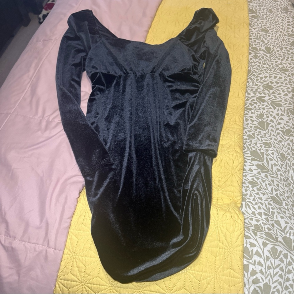 Wild fable Women’s Velvet Dress Size Large Puff Sleeve Bodycon